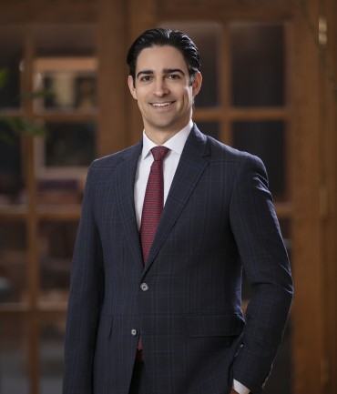 Bennett Hampilos Headshot