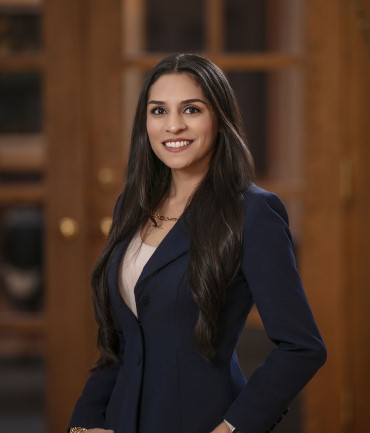 Samantha Garza Headshot